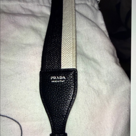 Prada Vitello Daino soft Black Crossbody Bag with Logo Strap - Picture 8 of 9